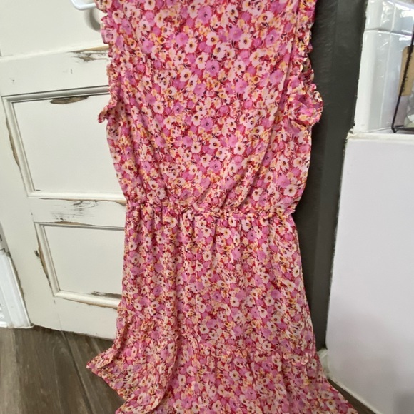 Cute Pink lined summer dress! - Picture 5 of 9